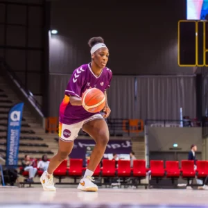 L’UFAB balayée par Bourges avant d’entamer les playdowns